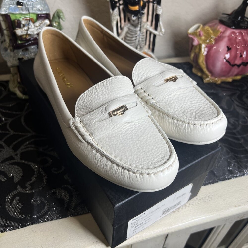 Coach 9.5 Penny Loafers Chalk Soft Sculpted C Leather Driver Shoes